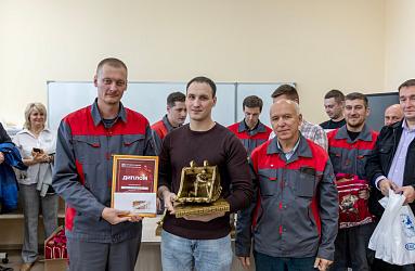 В «Профессионале» прошел конкурс на звание «Лучший сварщик» В «Профессионале» прошел конкурс на звание «Лучший сварщик»