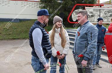 В честь Дня Победы в «Профессионале» открыли «Аллею Славы»  и расписали ковши