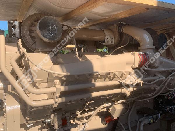 Шеф-монтаж двигателя внутреннего сгорания Cummins KTTA50 (K2000E) на автосамосвале Komatsu 730E силами специалистов ООО 