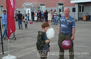 Репортаж с праздника в честь 15000го ковша