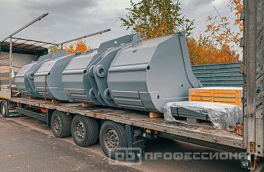 4 ковша для ПДМ увеличенного объема отправились во Францию