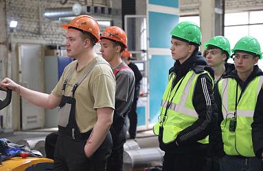 «Поколение профессионалов»: экскурсии для детей наших сотрудников