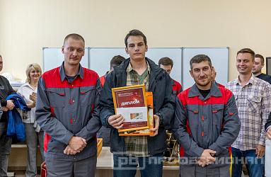 В «Профессионале» прошел конкурс на звание «Лучший сварщик»