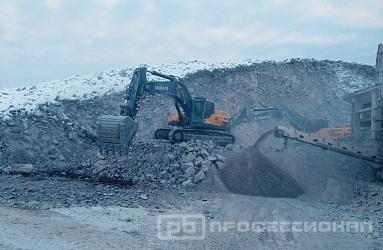 Ковши «Профессионал» на добыче гранита в Карелии