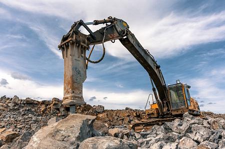 Как правильно работать гидромолотом